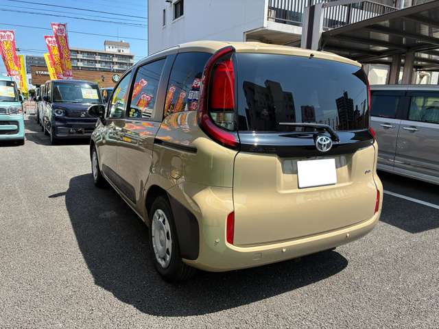 トヨタ シエンタ　ハイブリッド ハイブリッド １．５ Ｇ R8年 (九州・沖縄) 99