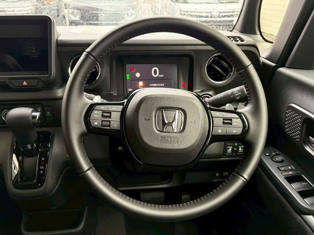ホンダ Ｎ　ＢＯＸ カスタム ６６０ ターボ R8年 (九州・沖縄) 99