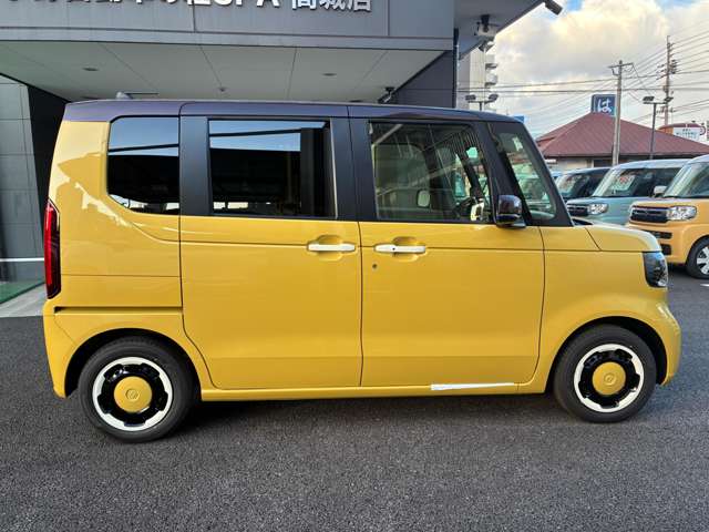 ホンダ Ｎ　ＢＯＸ ６６０ ファッションスタイル ２トーン R8年 (九州・沖縄) 99