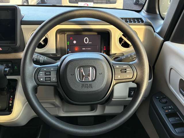 ホンダ Ｎ　ＢＯＸ ６６０ ファッションスタイル ２トーン R8年 (九州・沖縄) 99