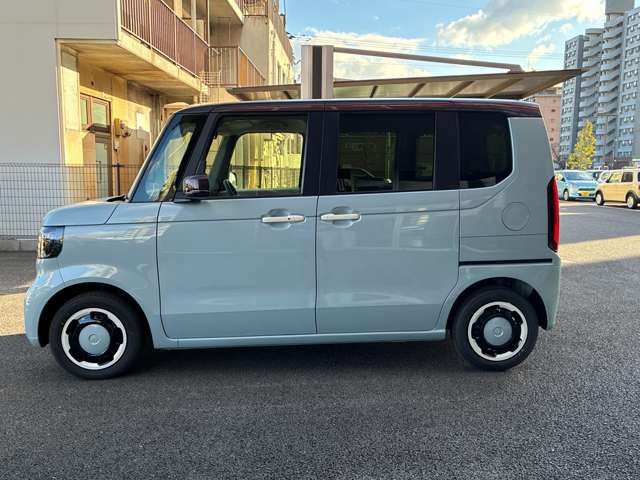 ホンダ Ｎ　ＢＯＸ ６６０ ファッションスタイル ２トーン R8年 (九州・沖縄) 99