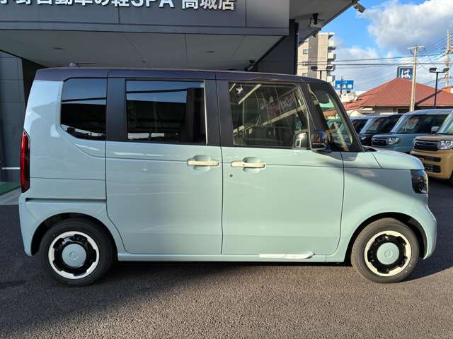 ホンダ Ｎ　ＢＯＸ ６６０ ファッションスタイル ２トーン R8年 (九州・沖縄) 99
