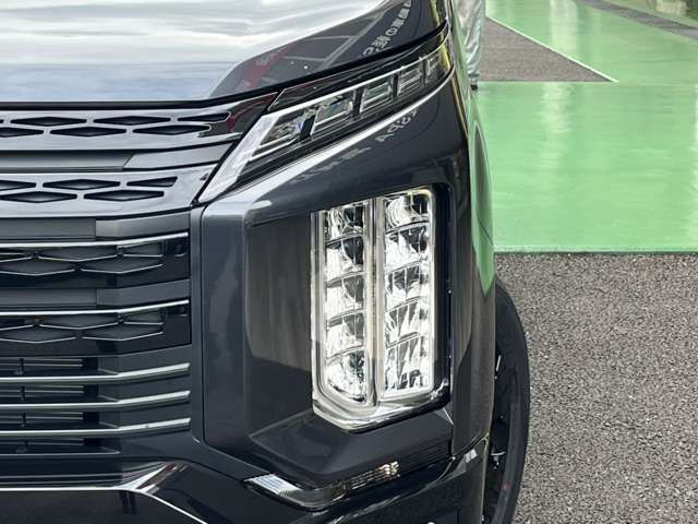 三菱 デリカ　Ｄ：５ ２．２ ブラック エディション ディーゼルターボ ４ＷＤ R7年 (九州・沖縄) 99