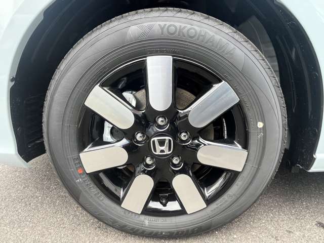 ホンダ フリード　ハイブリッド １．５ Ｅ：ＨＥＶ エアー ＥＸ R8年 (九州・沖縄) 99