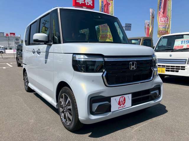 ホンダ Ｎ　ＢＯＸ カスタム ６６０ R8年 (九州・沖縄) 99