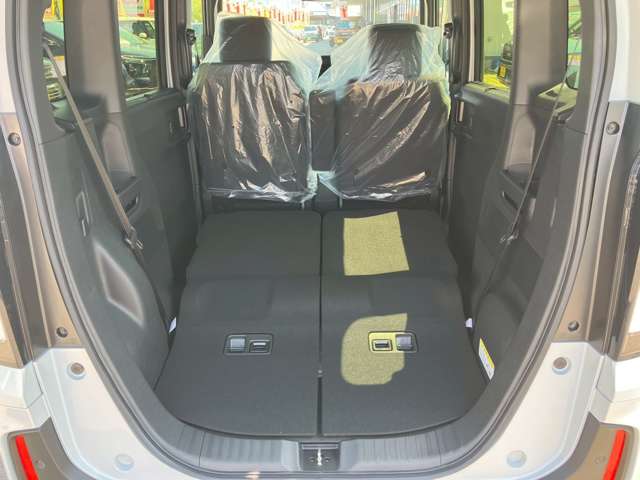 ホンダ Ｎ　ＢＯＸ カスタム ６６０ R8年 (九州・沖縄) 99