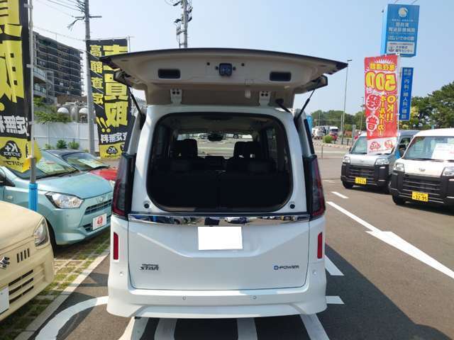 日産 セレナ １．４ Ｅ－ＰＯＷＥＲ ハイウェイスターＶ R8年 (九州・沖縄) 99