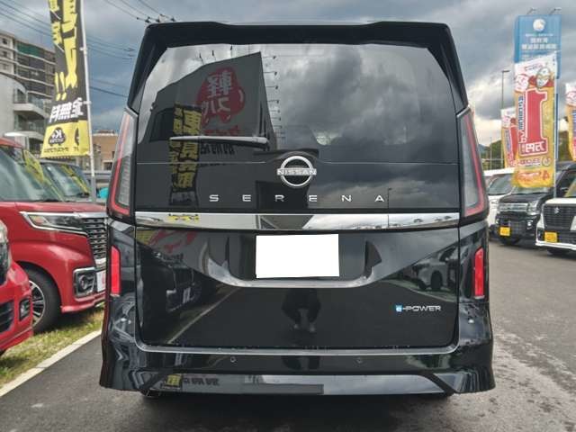 日産 セレナ １．４ Ｅ－ＰＯＷＥＲ ハイウェイスターＶ R8年 (九州・沖縄) 99