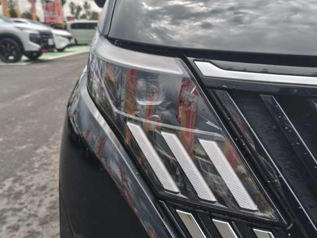 日産 セレナ １．４ Ｅ－ＰＯＷＥＲ ハイウェイスターＶ R8年 (九州・沖縄) 99
