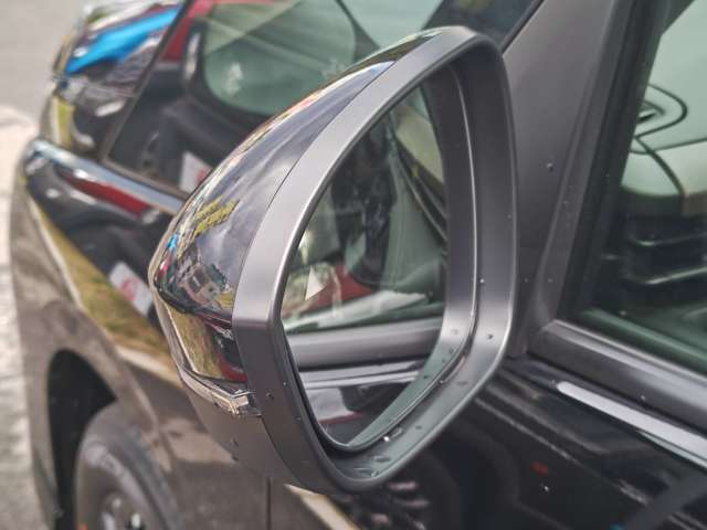 日産 セレナ １．４ Ｅ－ＰＯＷＥＲ ハイウェイスターＶ R8年 (九州・沖縄) 99