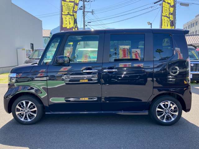 ホンダ Ｎ　ＢＯＸ カスタム ６６０ R8年 (九州・沖縄) 99