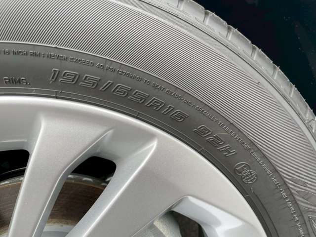 トヨタ ライズ　ハイブリッド ハイブリッド １．２ Ｇ R8年 (九州・沖縄) 99