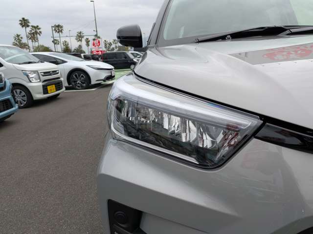 トヨタ ライズ　ハイブリッド ハイブリッド １．２ Ｚ R8年 (九州・沖縄) 99