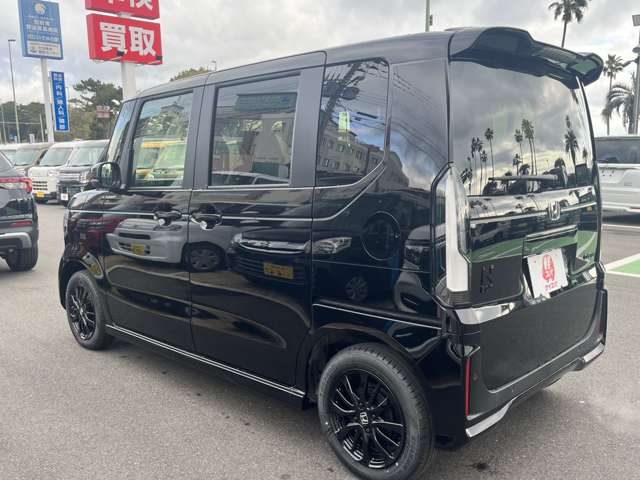 ホンダ Ｎ　ＢＯＸ カスタム ６６０ ブラック スタイル R8年 (九州・沖縄) 99