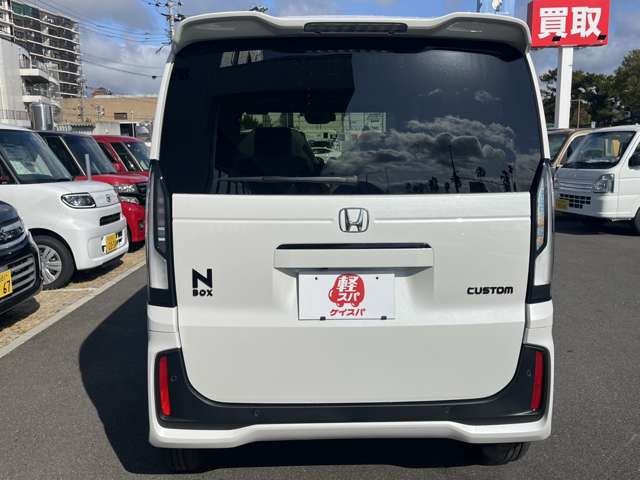 ホンダ Ｎ　ＢＯＸ カスタム ６６０ ブラック スタイル R8年 (九州・沖縄) 99