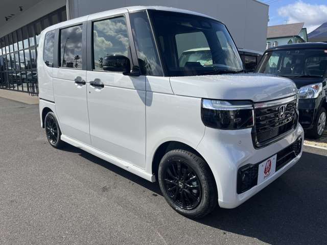 ホンダ Ｎ　ＢＯＸ カスタム ６６０ ブラック スタイル R8年 (九州・沖縄) 99