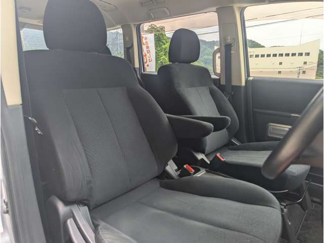 三菱 デリカ　Ｄ：５ ２．４ Ｇ パワーパッケージ ４ＷＤ H24年 (関東) 99