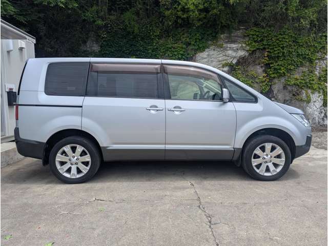 三菱 デリカ　Ｄ：５ ２．４ Ｇ パワーパッケージ ４ＷＤ H24年 (関東) 99
