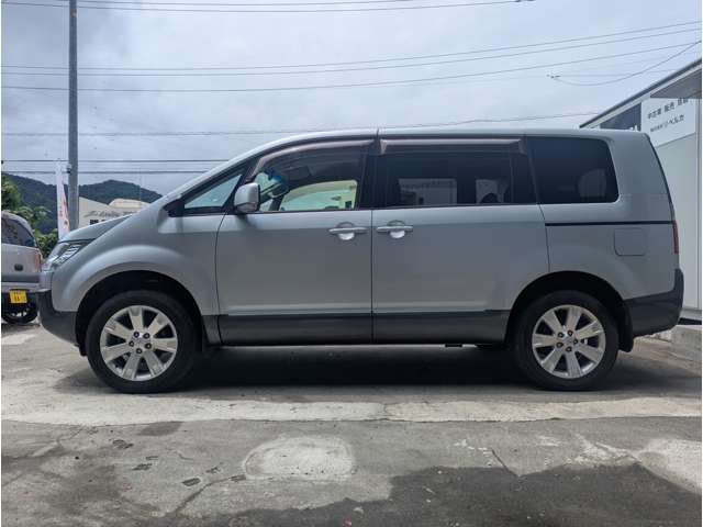 三菱 デリカ　Ｄ：５ ２．４ Ｇ パワーパッケージ ４ＷＤ H24年 (関東) 99