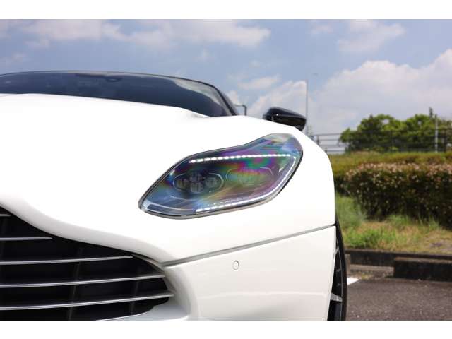 アストンマーティン ＤＢ１１ヴォランテ Ｖ８ H30年 (東海) 99