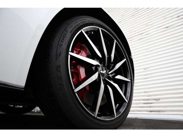 アストンマーティン ＤＢ１１ヴォランテ Ｖ８ H30年 (東海) 99