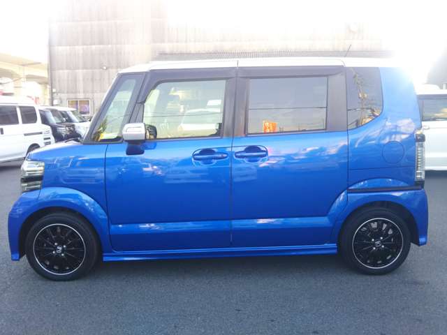 ホンダ Ｎ　ＢＯＸ ６６０ カスタムＧ ターボ Ｌパッケージ ２トーンカラースタイル H28年 (中国) 99