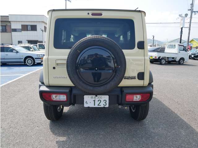 スズキ ジムニー　ノマド １．５ ＦＣ ４ＷＤ R8年 () 99