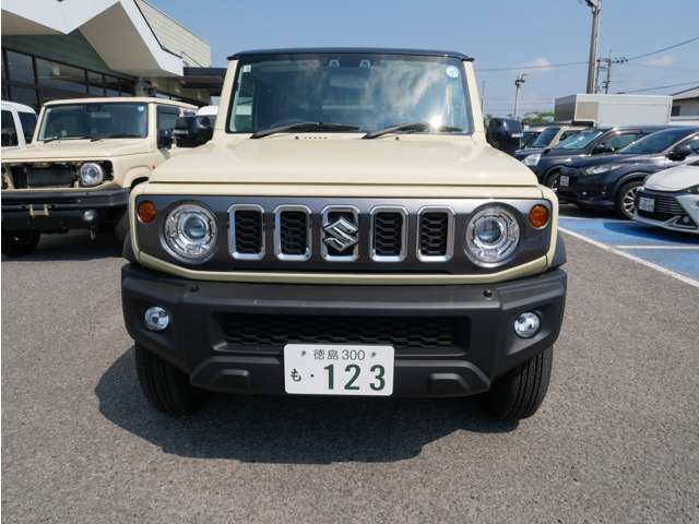 スズキ ジムニー　ノマド １．５ ＦＣ ４ＷＤ R8年 () 99
