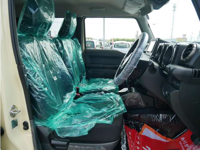 スズキ ジムニー　ノマド １．５ ＦＣ ４ＷＤ R8年 () 99