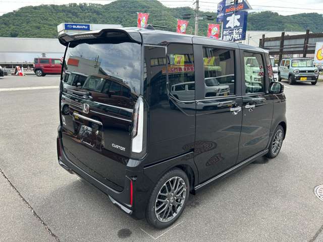 ホンダ Ｎ　ＢＯＸ カスタム ６６０ ターボ R8年 () 99