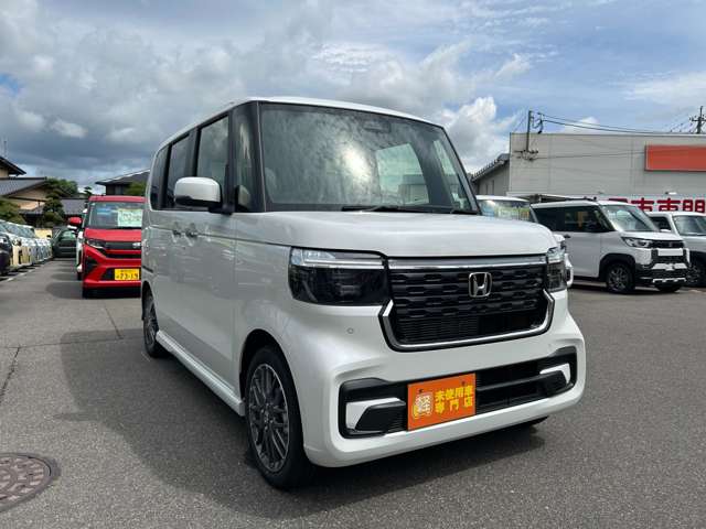 ホンダ Ｎ　ＢＯＸ カスタム ６６０ ターボ R8年 () 99