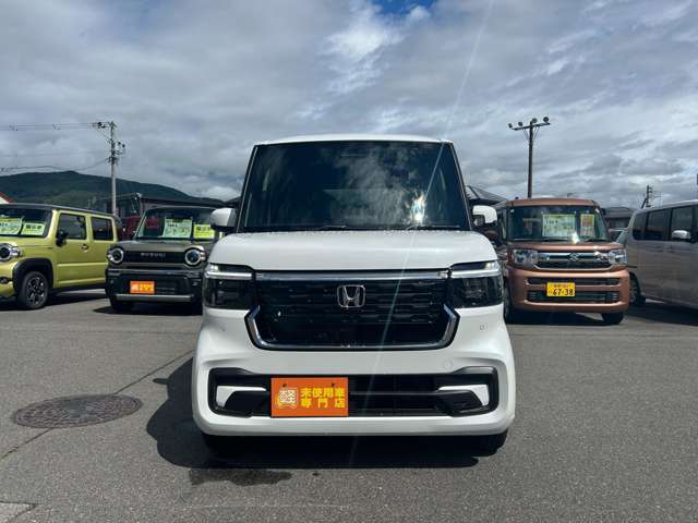 ホンダ Ｎ　ＢＯＸ カスタム ６６０ R8年 () 99