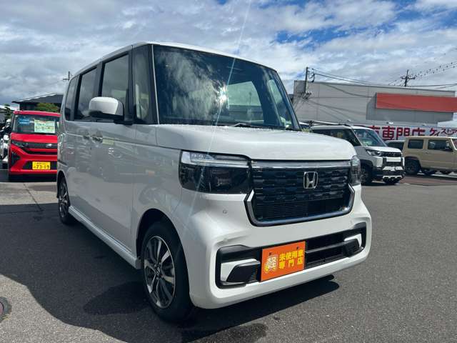 ホンダ Ｎ　ＢＯＸ カスタム ６６０ R8年 () 99