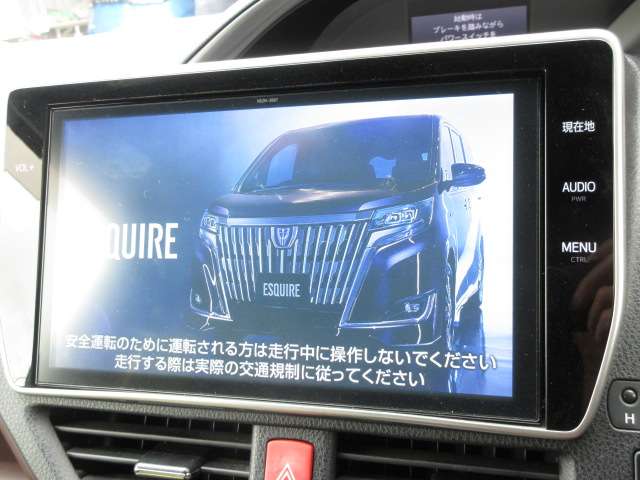 トヨタ エスクァイア　ハイブリッド １．８ ハイブリッド ＧＩ プレミアムパッケージ H29年 (関東) 99