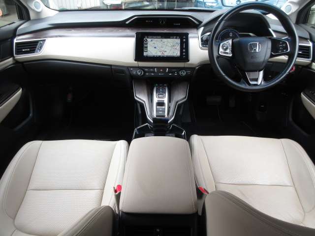 ホンダ クラリティ　ＰＨＥＶ １．５ R1年 (関東) 99