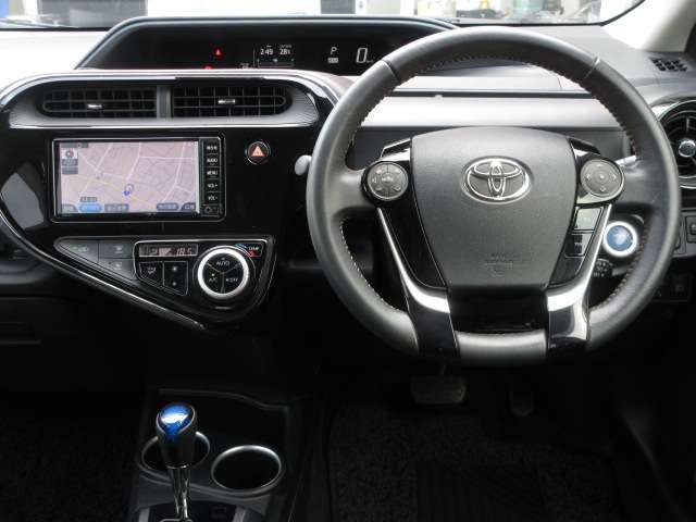 トヨタ アクア １．５ Ｇ H29年 (関東) 99
