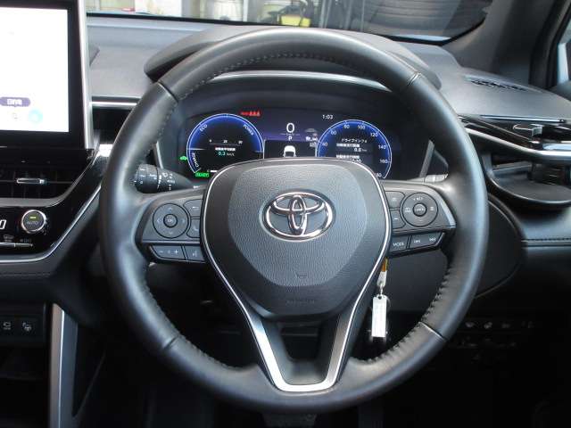 トヨタ カローラクロス　ハイブリッド １．８ ハイブリッド Ｚ Ｅ－ＦＯＵＲ ４ＷＤ R6年 (関東) 99