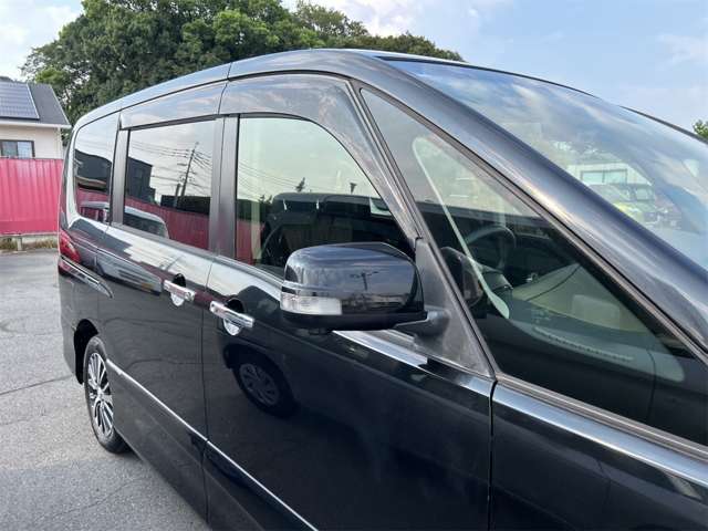 日産 セレナ ２．０ ハイウェイスター Ｖセレクション＋ＳＡＦＥＴＹＩＩ Ｓ－ＨＹＢＲＩＤ H28年 (九州・沖縄) 99