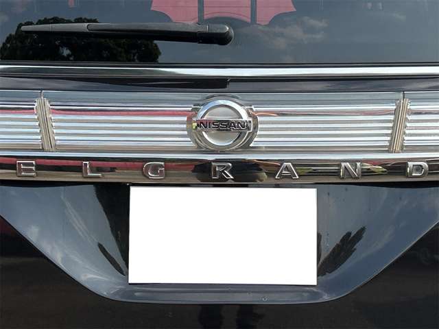 日産 エルグランド ２．５ ２５０ハイウェイスター アーバンクロム H24年 (九州・沖縄) 99