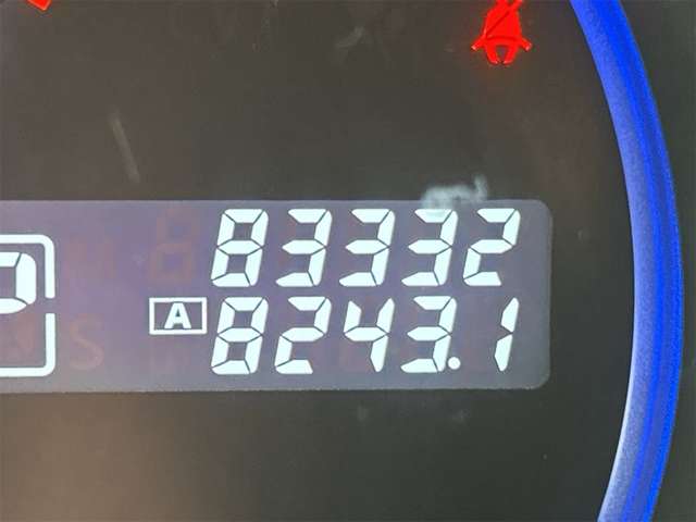 日産 エルグランド ２．５ ２５０ハイウェイスター アーバンクロム H24年 (九州・沖縄) 99