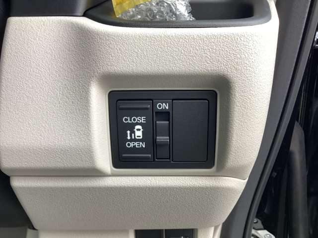 ホンダ Ｎ　ＢＯＸ ６６０ R8年 (近畿) 99