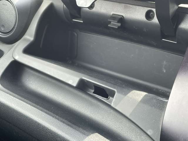 ホンダ フィット １．５ ＲＳ H22年 () 99