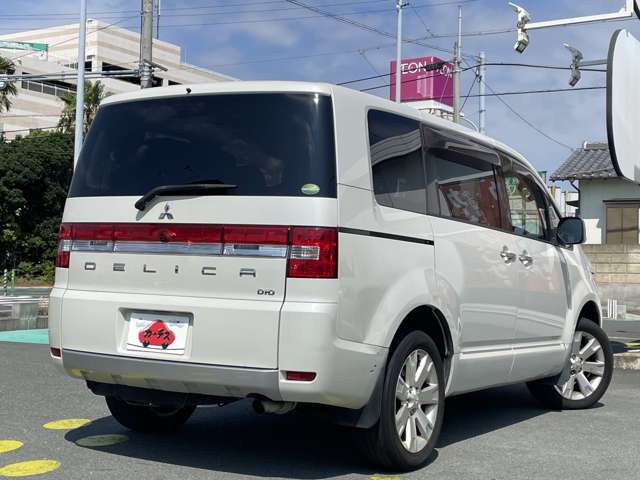 三菱 デリカ　Ｄ：５ ２．２ Ｄ プレミアム ディーゼルターボ ４ＷＤ H26年 (東海) 99