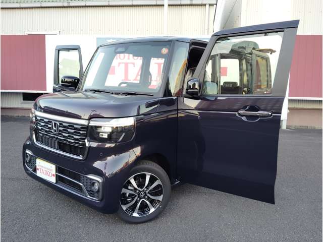 ホンダ Ｎ　ＢＯＸ カスタム ６６０ コーディネートスタイル ２トーン R7年 (東海) 99