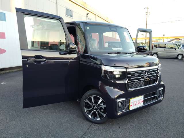 ホンダ Ｎ　ＢＯＸ カスタム ６６０ コーディネートスタイル ２トーン R7年 (東海) 99