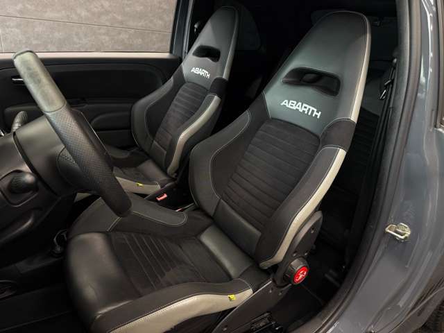 アバルト ５９５ コンペティツィオーネ パフォーマンス パッケージＩＩ H30年 (東海) 99