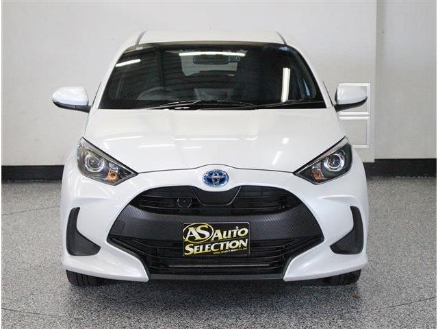 トヨタ ヤリス １．５ ハイブリッド Ｘ Ｅ－ＦＯＵＲ ４ＷＤ R6年 (北海道) 99