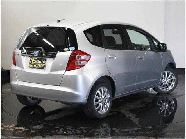 ホンダ フィット １．３ Ｇ ４ＷＤ H21年 (北海道) 99