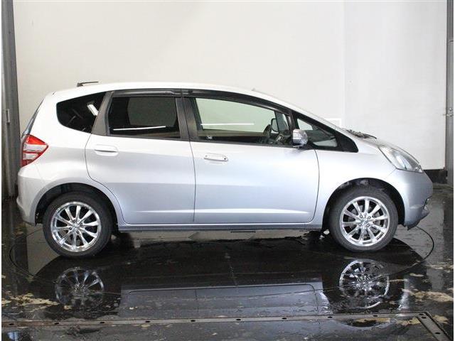 ホンダ フィット １．３ Ｇ ４ＷＤ H21年 (北海道) 99