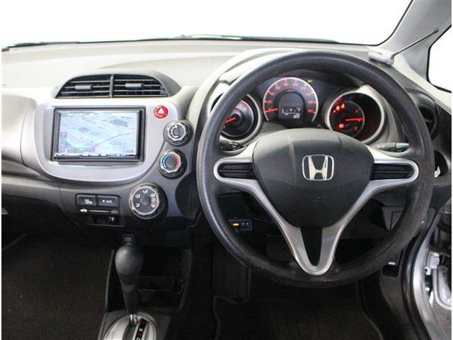 ホンダ フィット １．３ Ｇ ４ＷＤ H21年 (北海道) 99